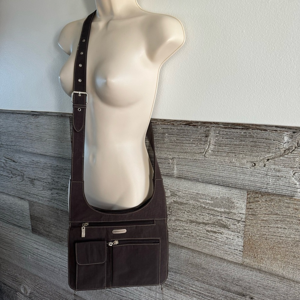 Eddie Bauer brown nylon crossbody bag purse multi-compartments